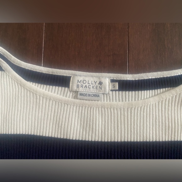 Molly Bracken sweater - Picture 5 of 6